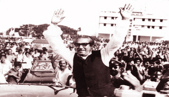স্বদেশ প্রত্যাবর্তন: আত্মপ্রত্যয়ী অদম্য বিশ্বনেতা শেখ মুজিব