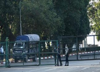 সেনা অভ্যুত্থানের পর ইয়াঙ্গুন বিমানবন্দর বন্ধ ঘোষণা