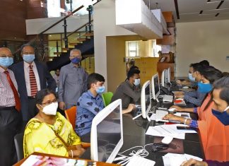 উচ্চ শিক্ষায় আগ্রহীদের ভিড় ইডিইউতে