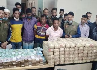 কক্সবাজারে পুলিশের জালে আটকা ১৪ লাখ ইয়াবা ও ২ বস্তা টাকা