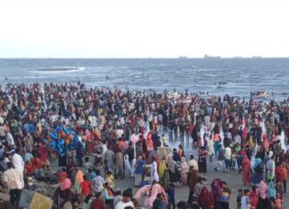 ঈদ আনন্দে মুখর বন্দর নগরীর বিনোদন স্পট