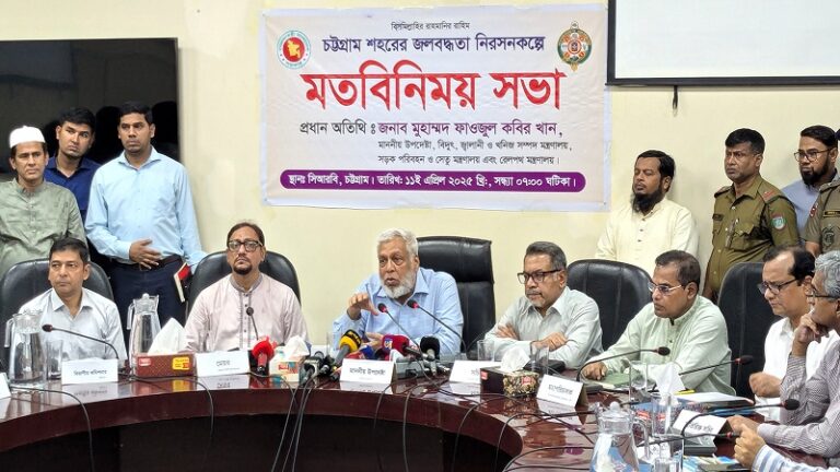 “রেলের এক টাকা আয় করতে আড়াই টাকা খরচ হয়”