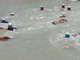 ১৫ সাতারুর কুতুবদিয়া চ্যানেল পাড়ি