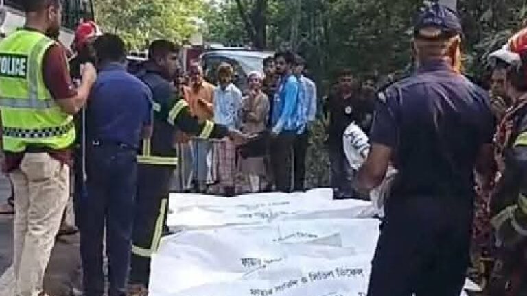 চট্টগ্রাম-কক্সবাজার মহাসড়কে দুর্ঘটনায় নিহত ৭
