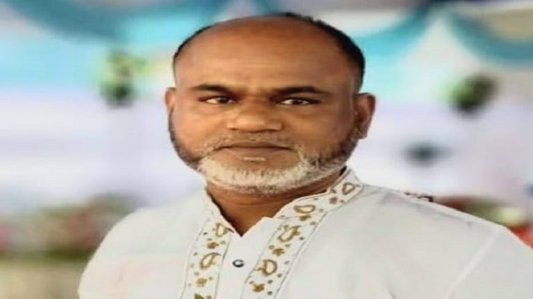 চট্টগ্রামে ব্রাশ ফায়ারে ব্যবসায়ী খুন:  প্রতিবাদে সড়ক অবরোধ